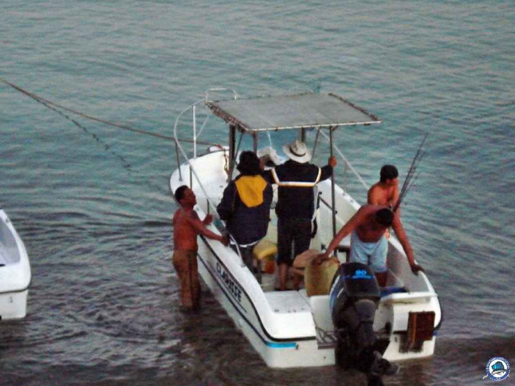 Calatagan fishing C00356.jpg